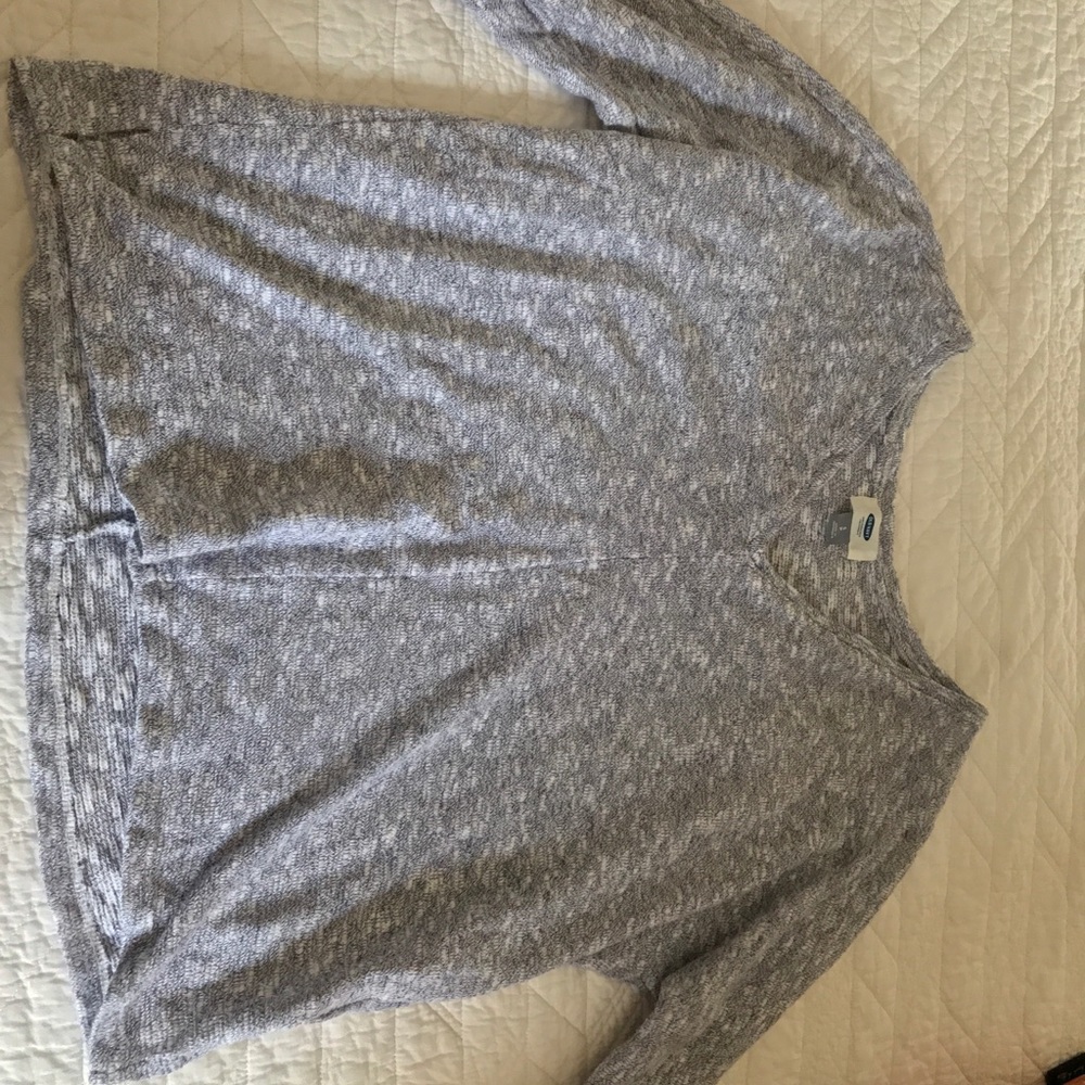 ¾ length sleeve light sweater